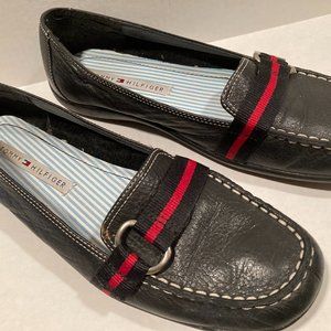 Woman's Tommy Hilfinger flats/shoes